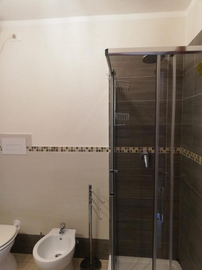 פלרמו Villa Antonella Rooms Mondello מראה חיצוני תמונה