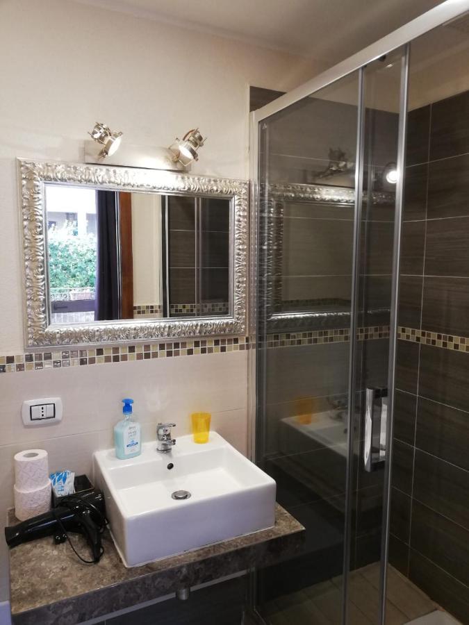 פלרמו Villa Antonella Rooms Mondello מראה חיצוני תמונה